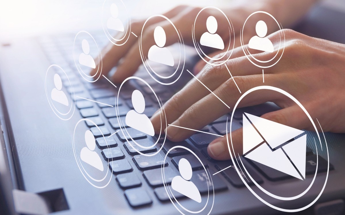 ManyChat for Coaches: Build a DM Funnel That Books More Discovery Calls in 2026